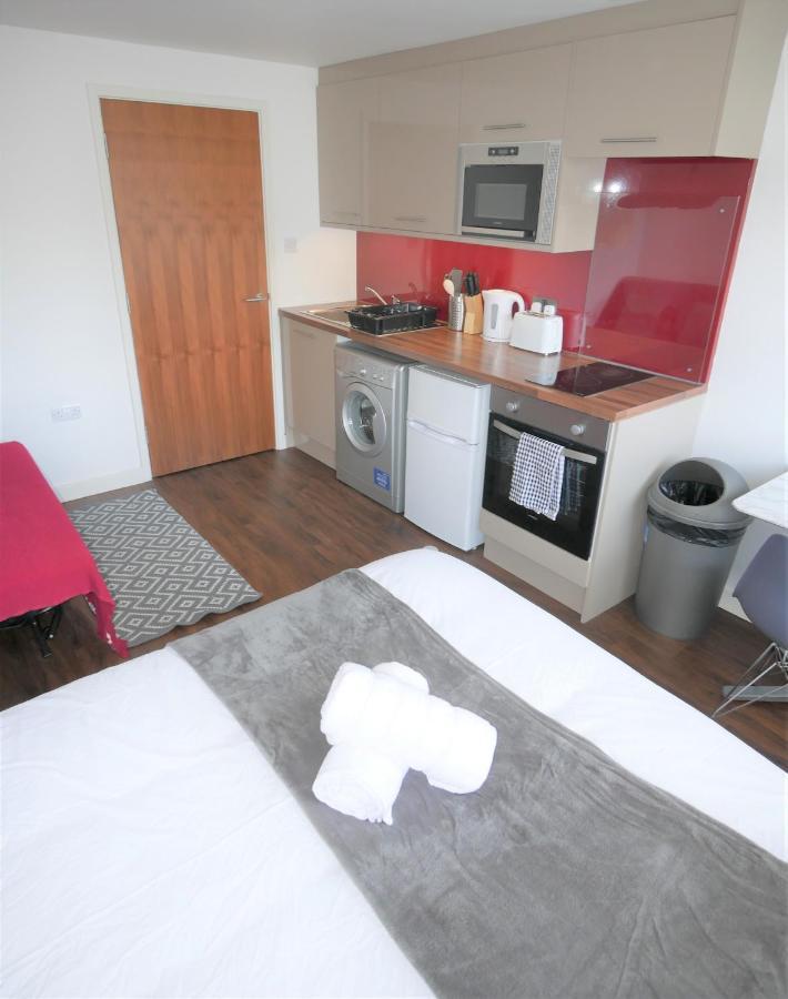 Hill House Holiday Apartments Bournemouth Esterno foto