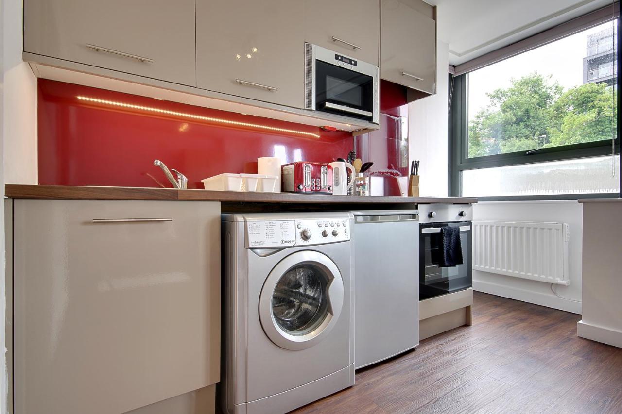 Hill House Holiday Apartments Bournemouth Esterno foto
