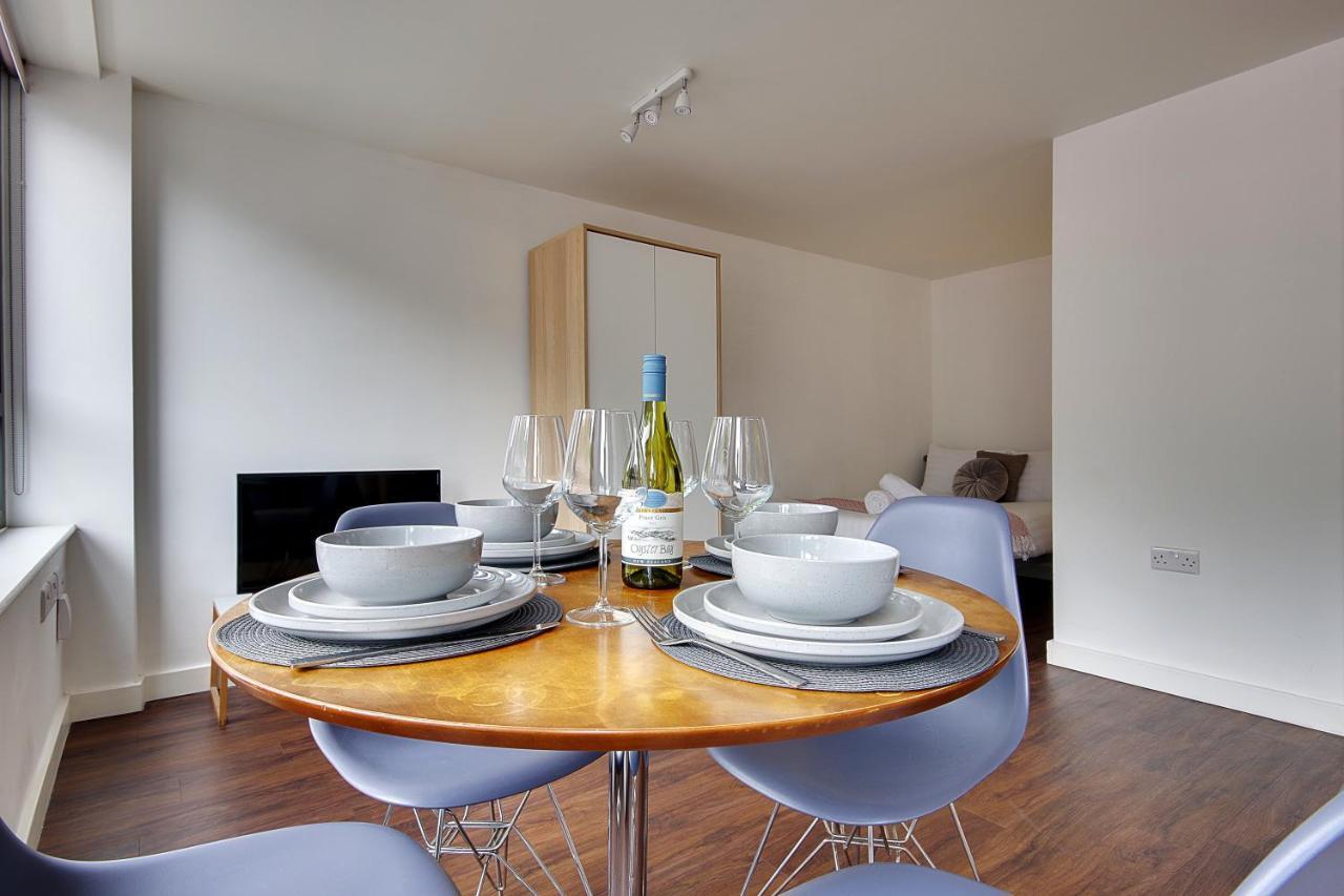 Hill House Holiday Apartments Bournemouth Esterno foto