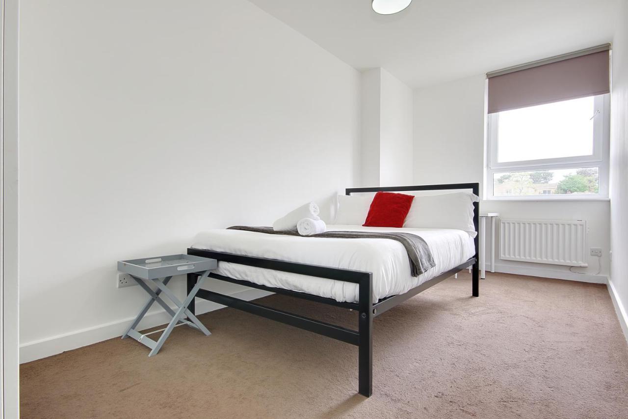 Hill House Holiday Apartments Bournemouth Esterno foto
