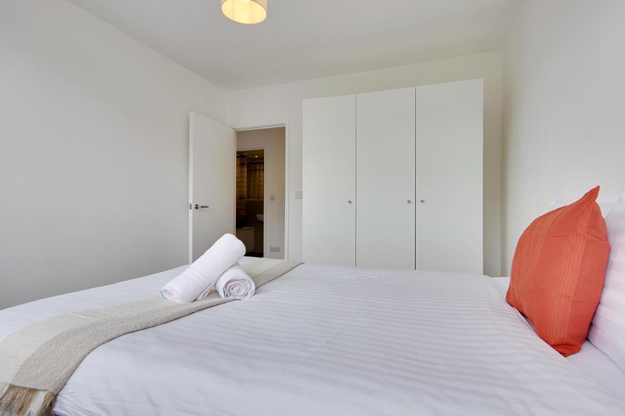 Hill House Holiday Apartments Bournemouth Esterno foto