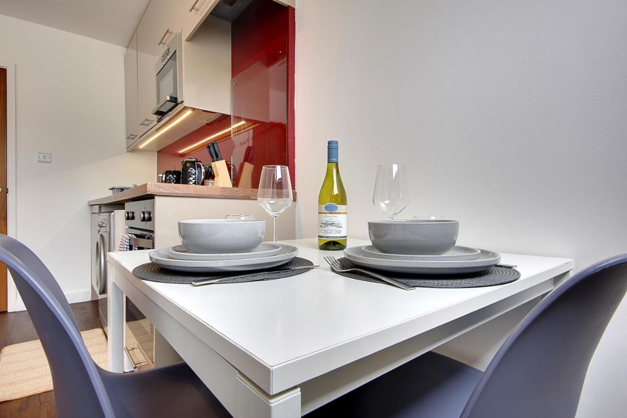Hill House Holiday Apartments Bournemouth Esterno foto