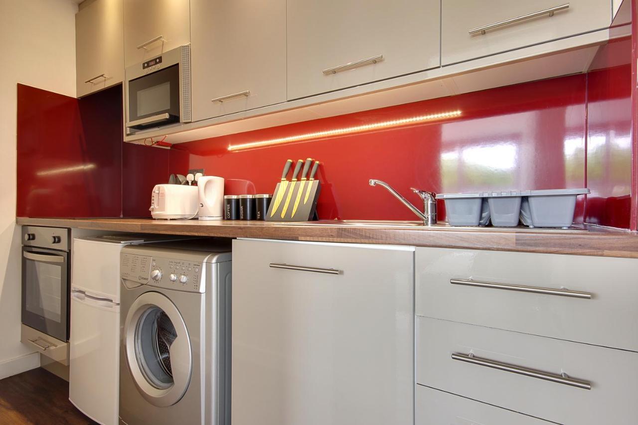 Hill House Holiday Apartments Bournemouth Esterno foto