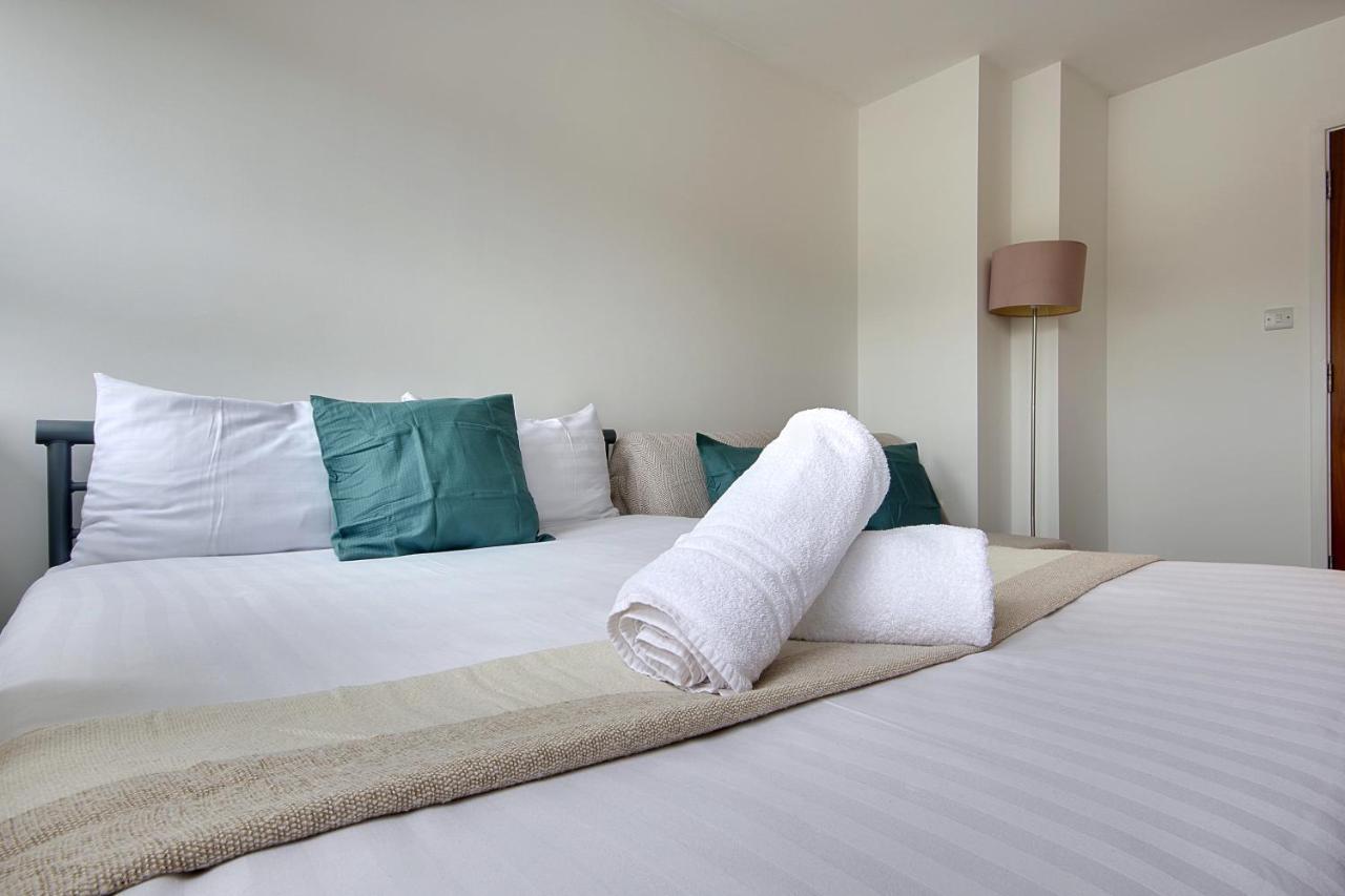 Hill House Holiday Apartments Bournemouth Esterno foto
