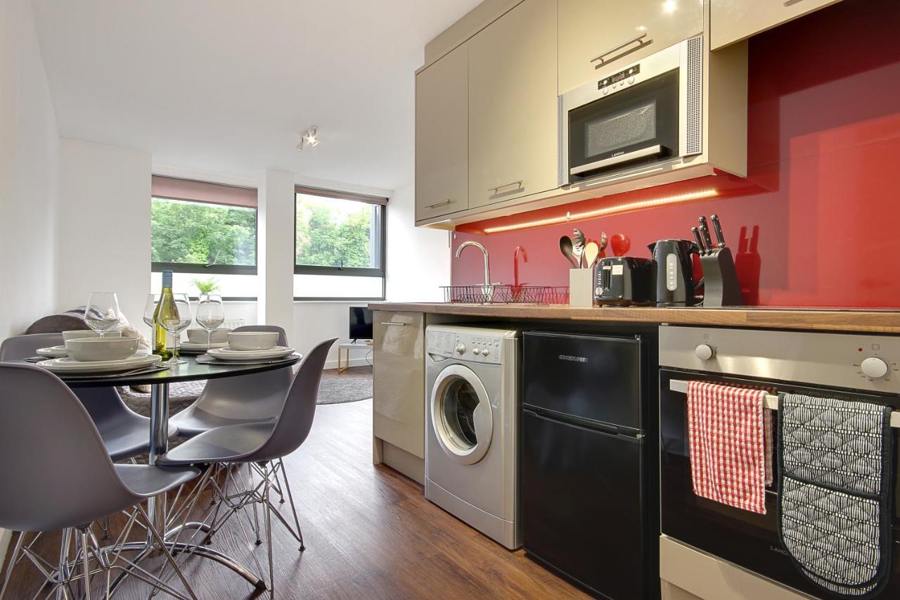 Hill House Holiday Apartments Bournemouth Esterno foto