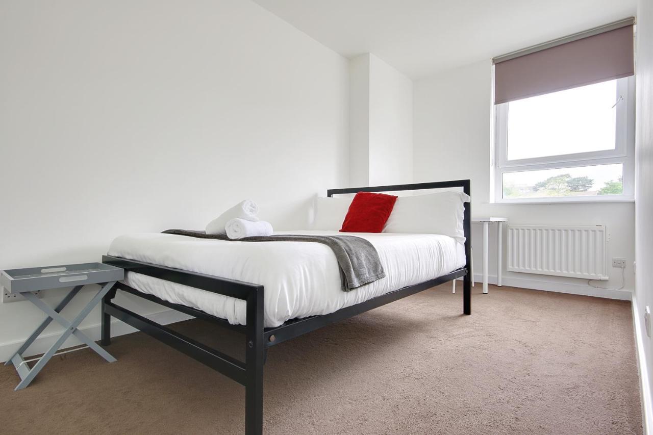 Hill House Holiday Apartments Bournemouth Esterno foto