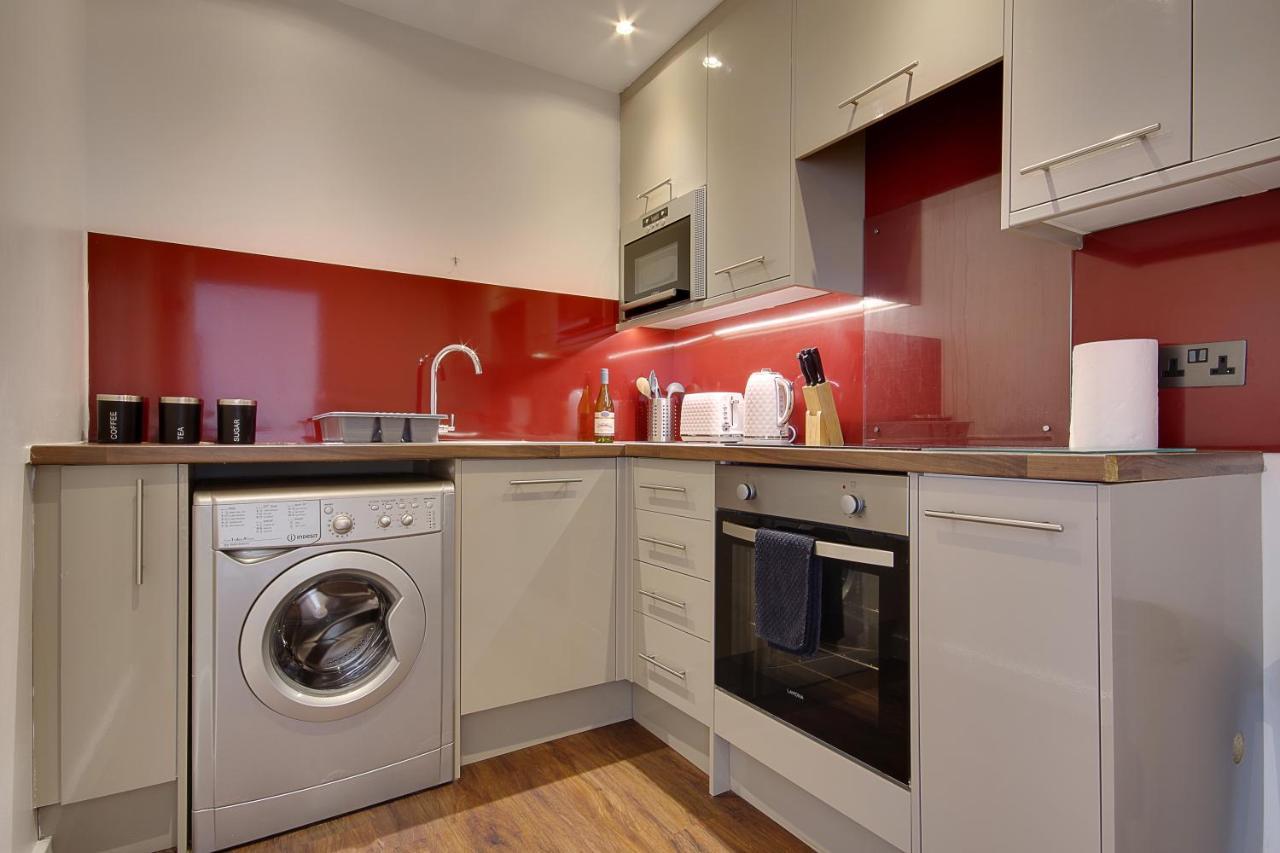 Hill House Holiday Apartments Bournemouth Esterno foto